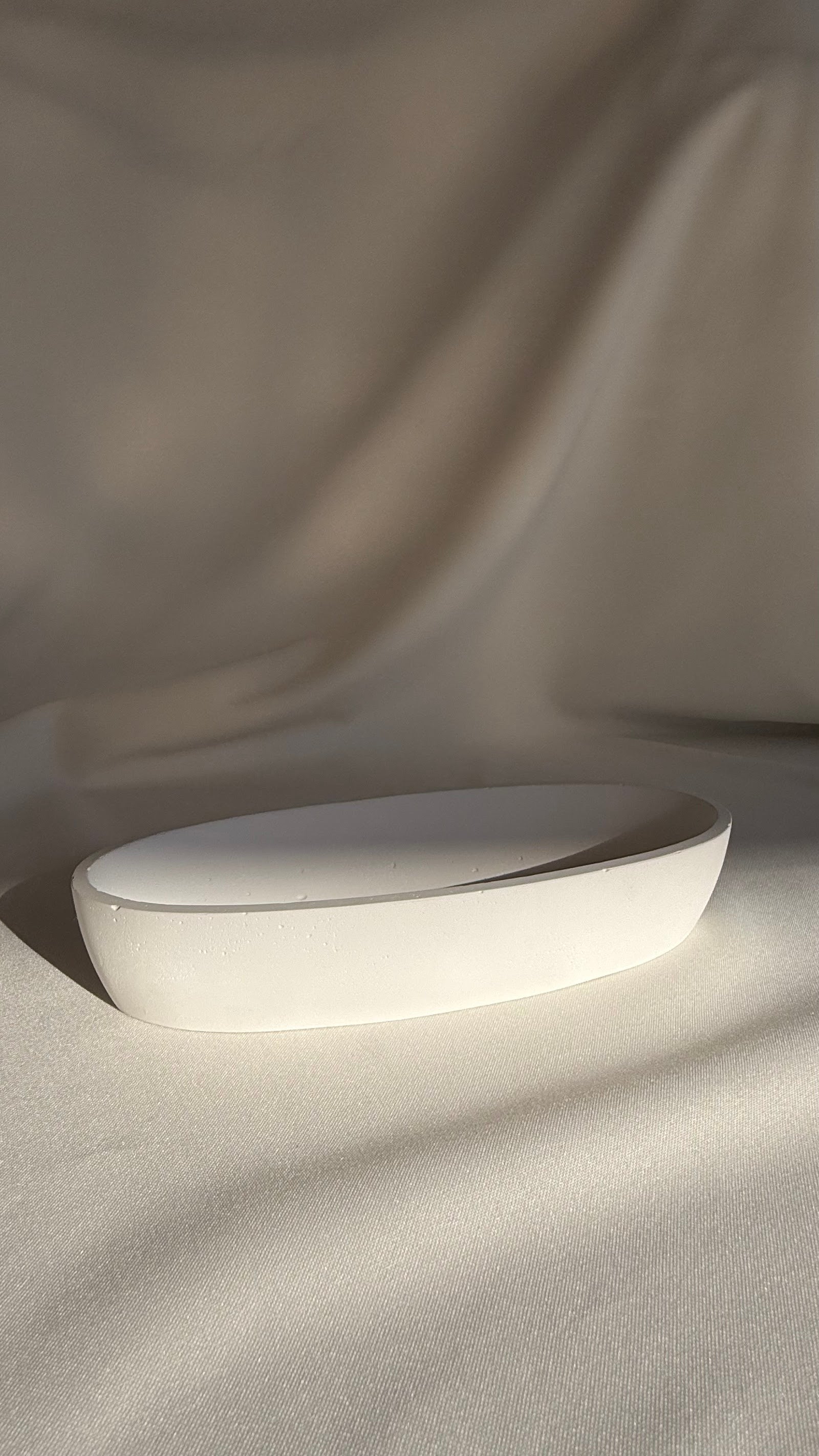 Large Oval Dish - white concrete