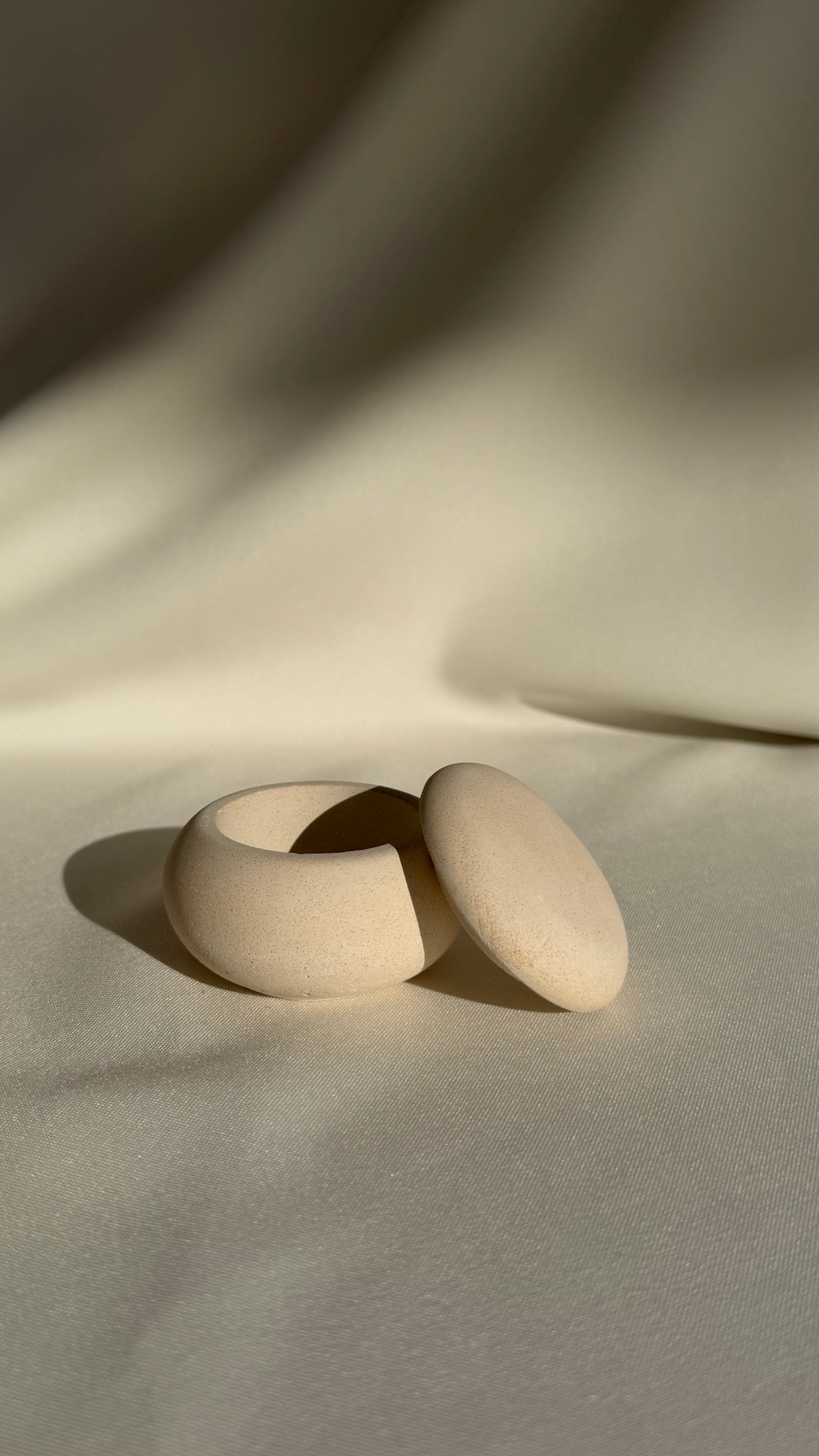 Candle Base with Lid - beige sand blend concrete